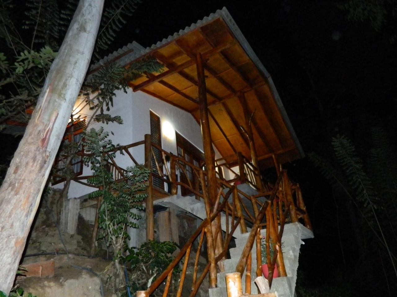 Sunlit Cottage เอลลา ภายนอก รูปภาพ