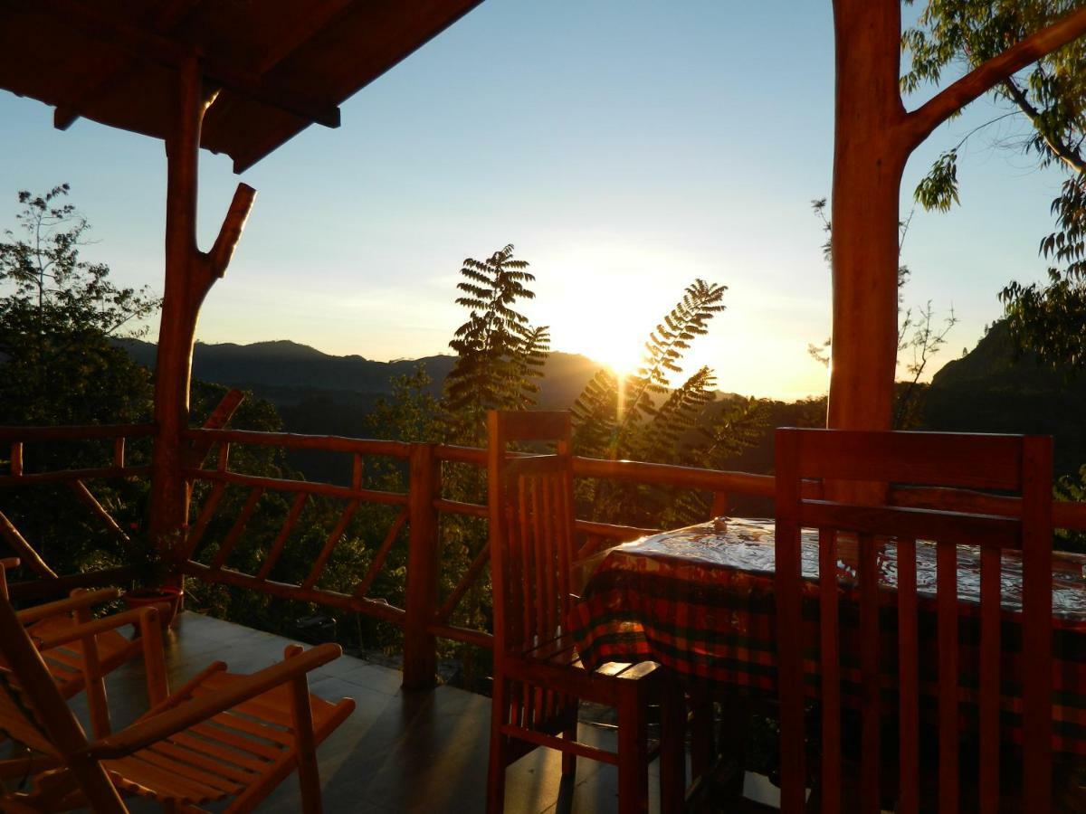 Sunlit Cottage เอลลา ภายนอก รูปภาพ
